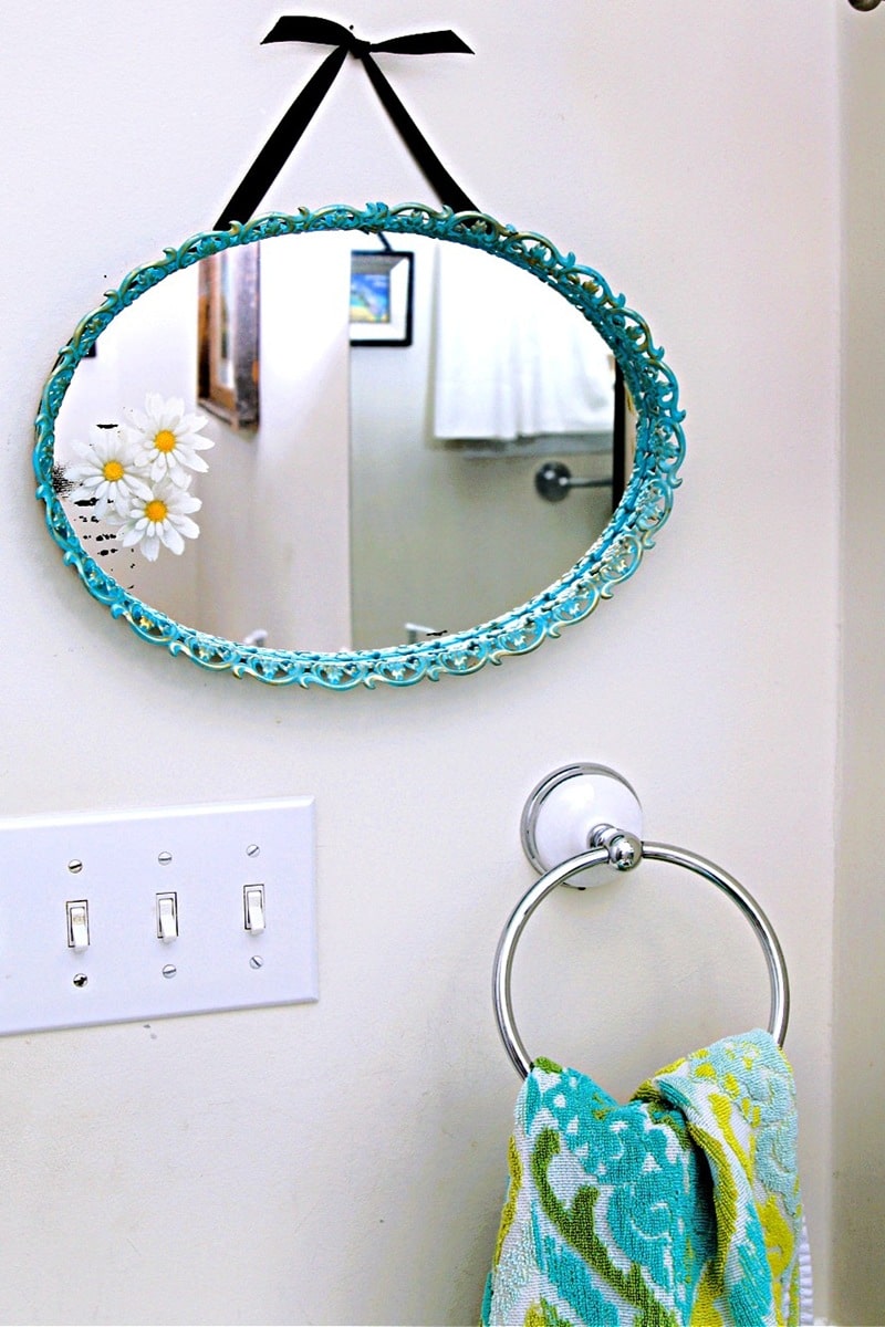 how to spray paint a metal vanity tray