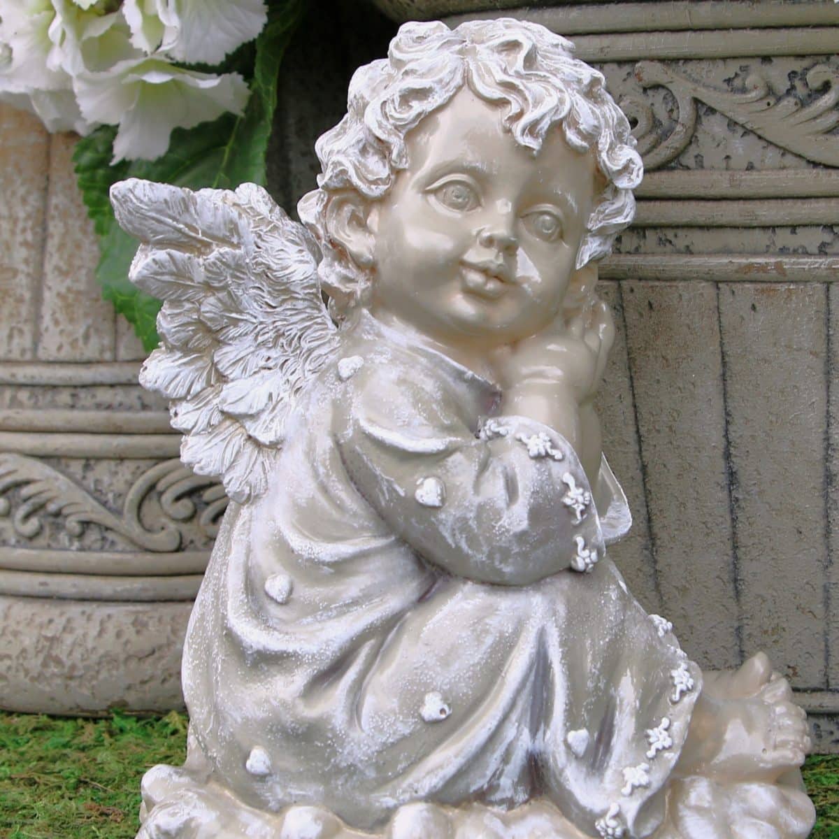 how to spray paint a plastic cherub lawn statue 