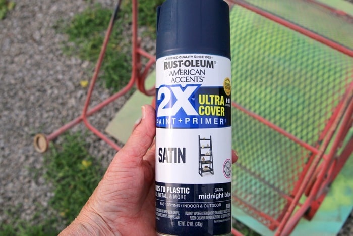 how to use Rustoleum spray paint on furniture (6)