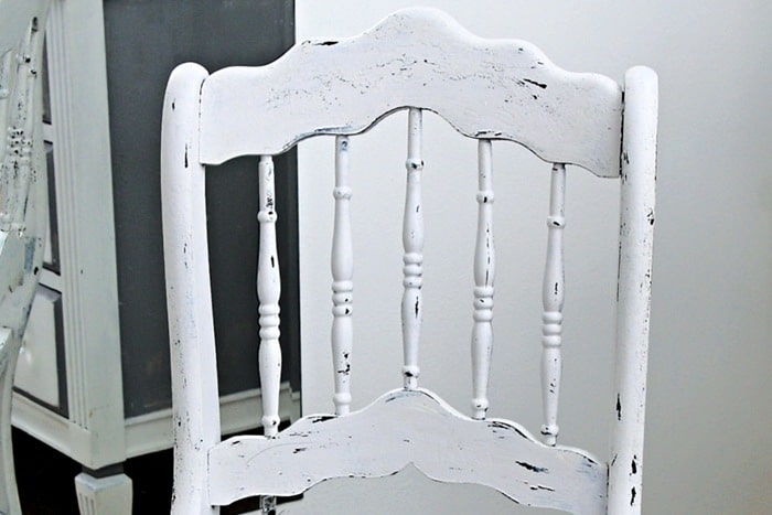 the easy way to distress paint