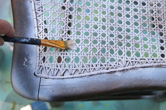 the easy way to paint a dining chair (6)