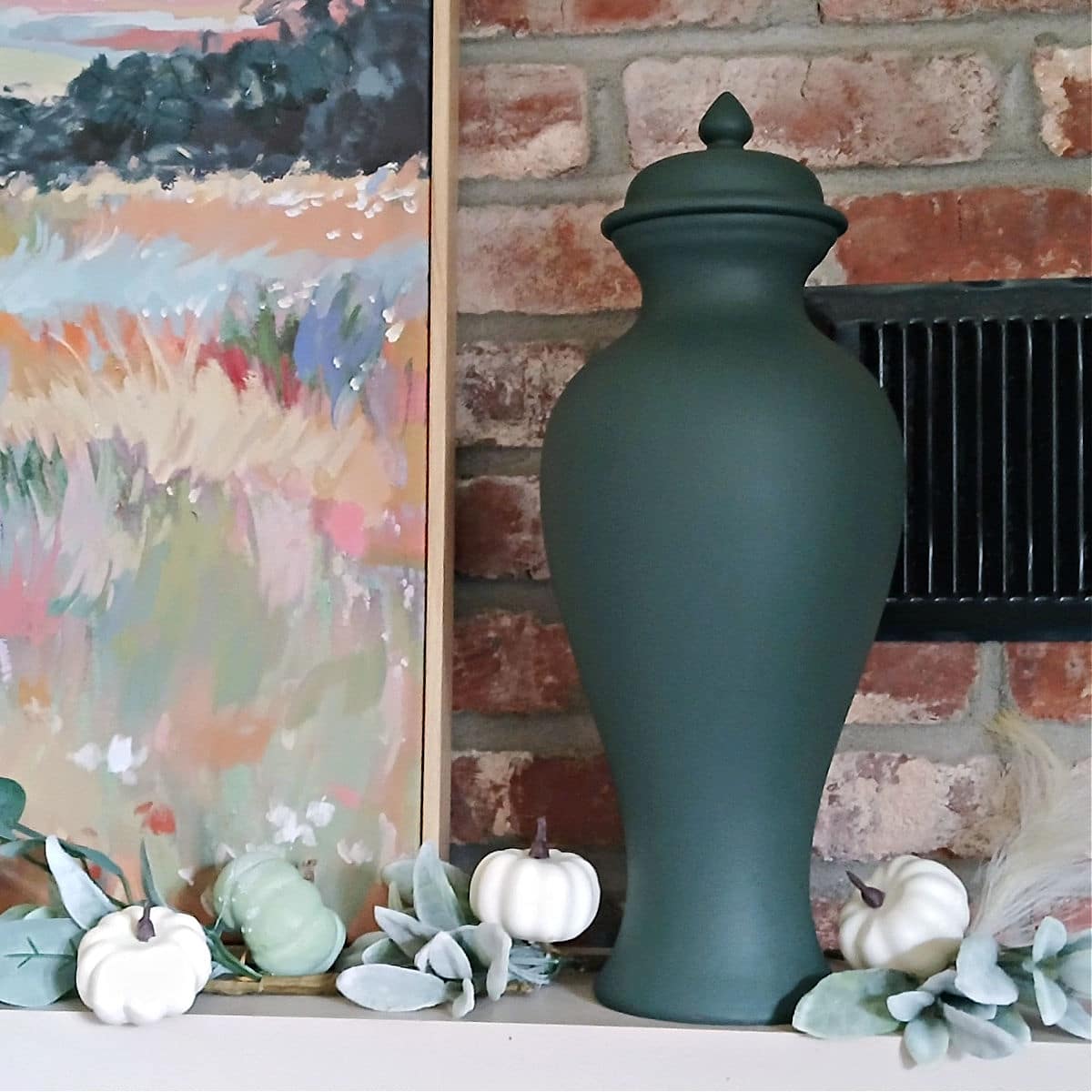 paint old home decor with Dixie Belle Paint