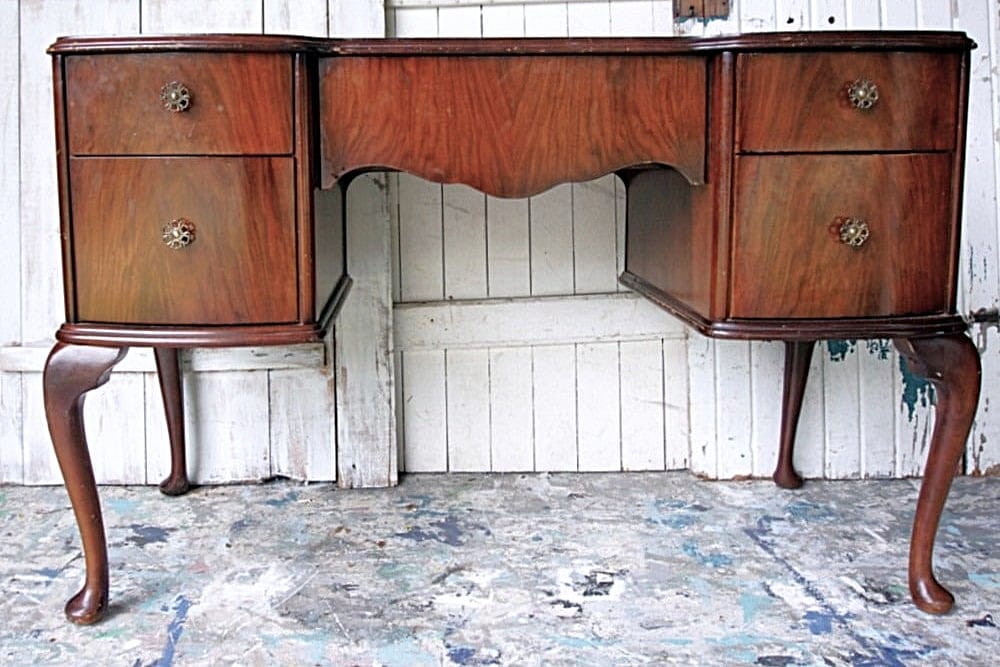 Queen Ann desk in good shape for a paint makeover