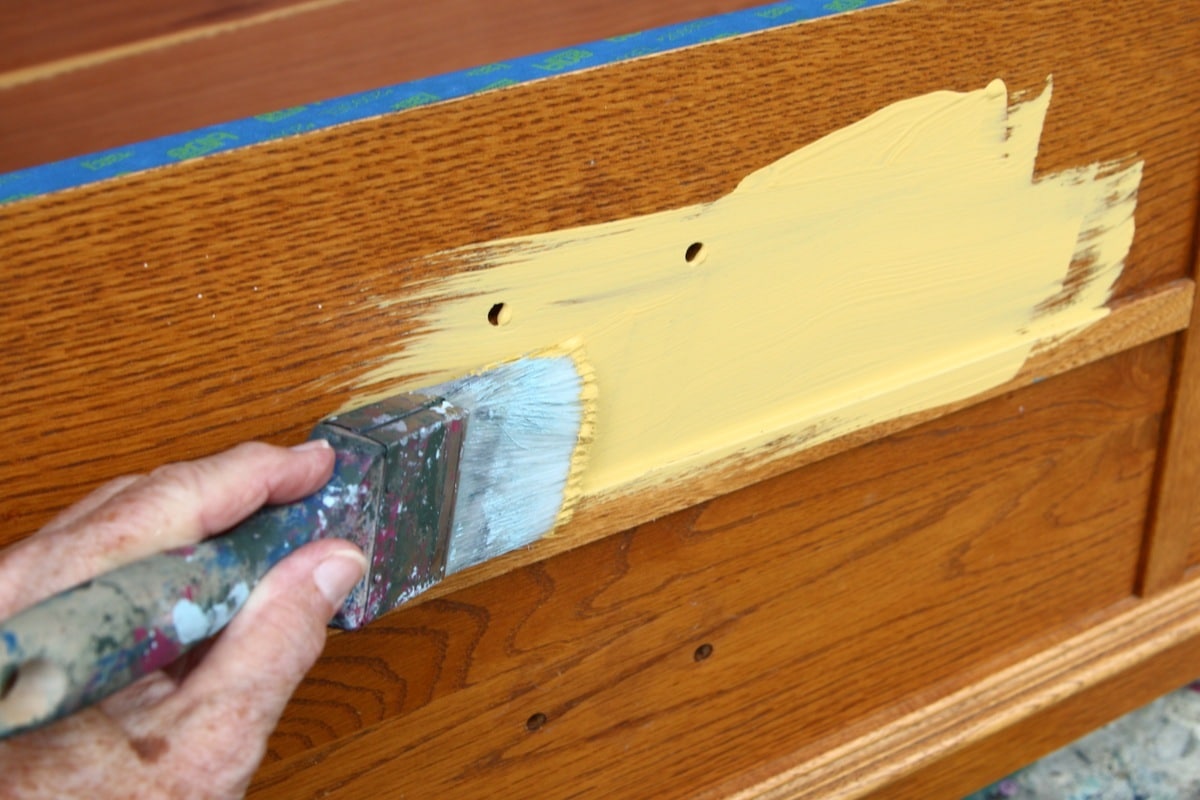 how to paint a Lane cedar chest (5)