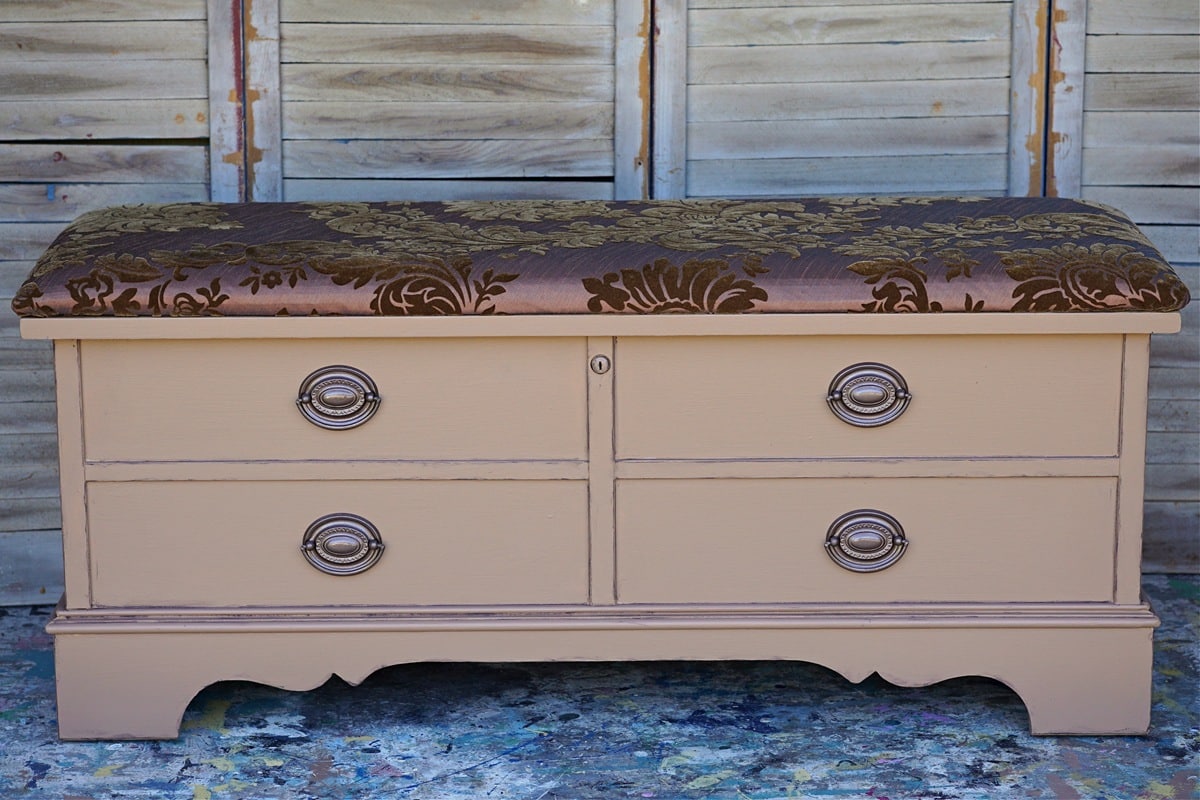 How to paint a Lane Cedar Chest and cover the padded seat with new fabric.