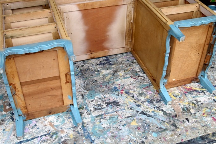 how to paint a French Provincial Desk (3)