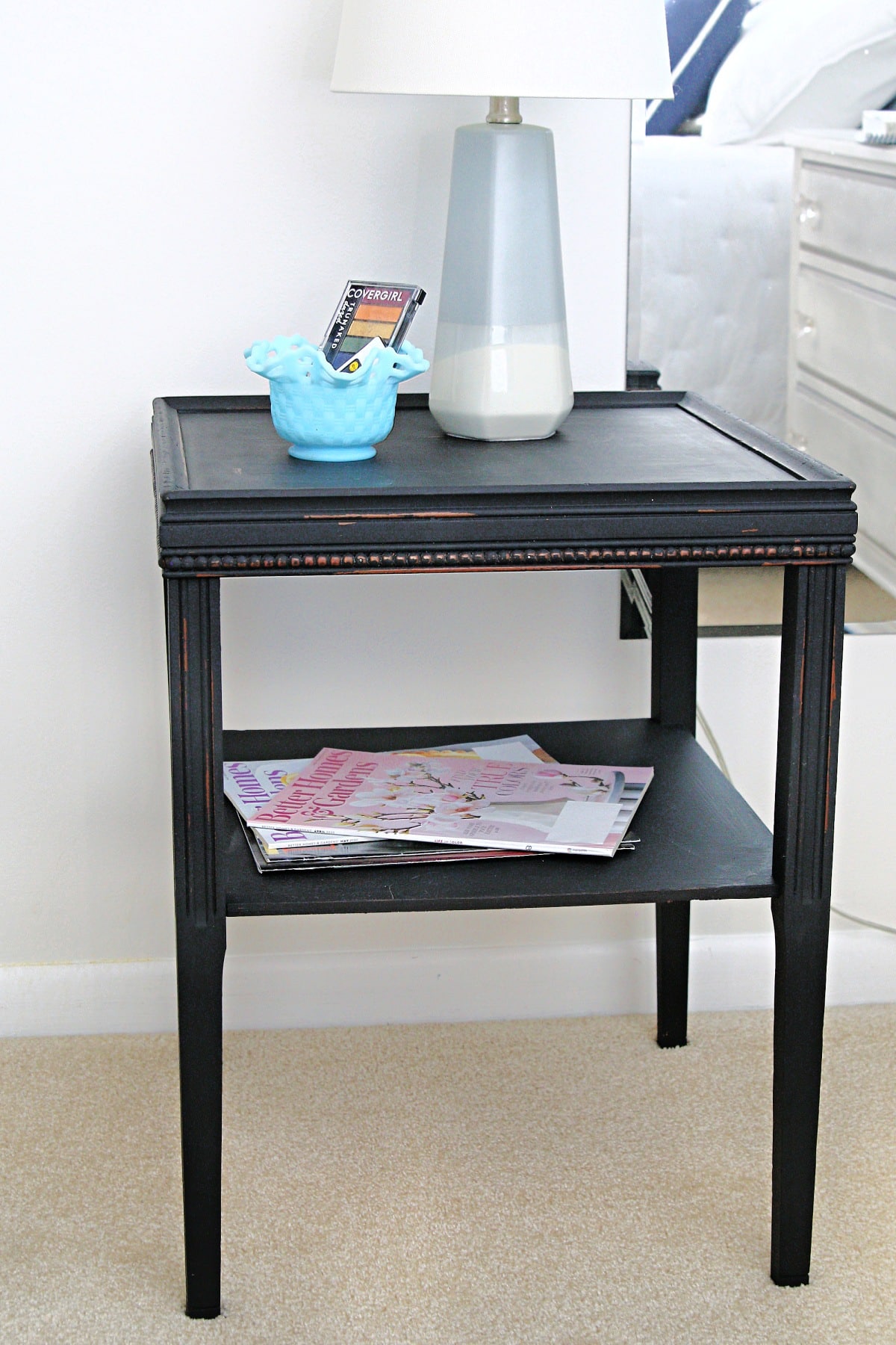 how to paint a table black and distress the paint