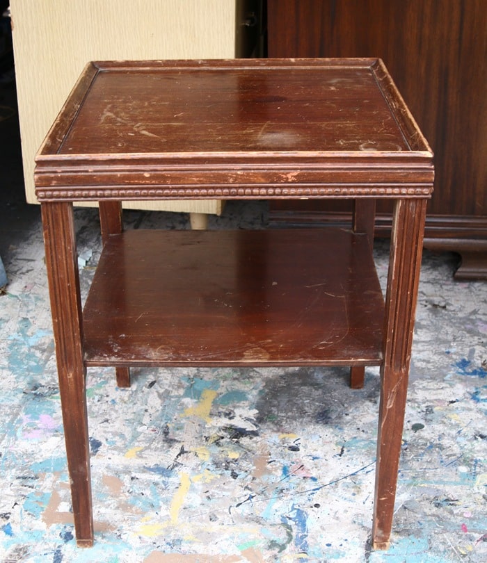 how to paint and distress a small table black (1)