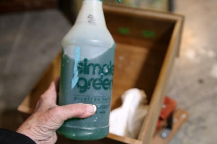 how to prepare a desk for painting (10)