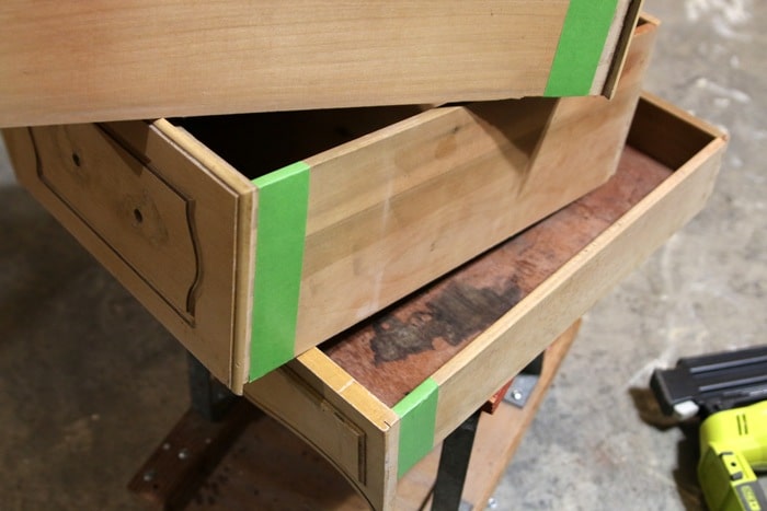 how to prepare a desk for painting (14)