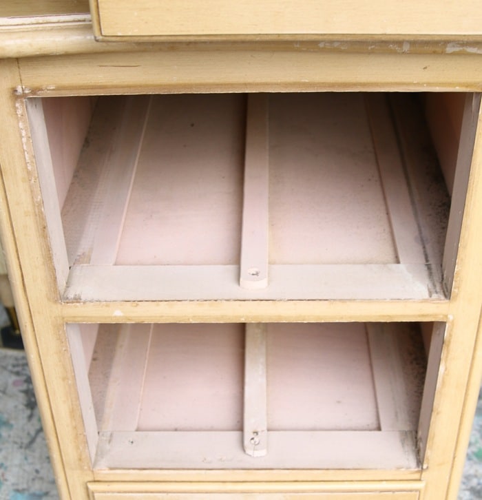 how to prepare a desk for painting (4)