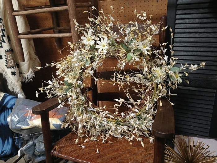 shopping at the Southern Kentucky Flea Market with Petticoat Junktion in Guthrie Kentucky (30)