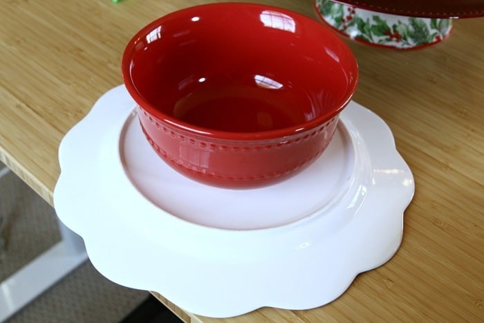 how to create cake or food stands with dishes from Dollar Tree, TJMaxx And thrift stores (4)