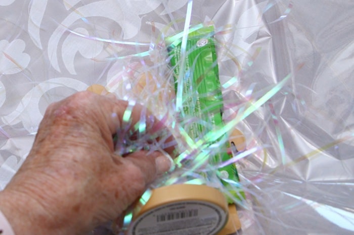 how to make Dollar Tree Gift treats for nursing home patients or staff and gifts for friends and neighbors (18)