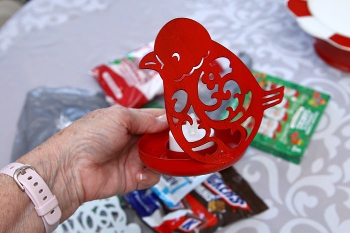 how to make Dollar Tree Gift treats for nursing home patients or staff and gifts for friends and neighbors (3)