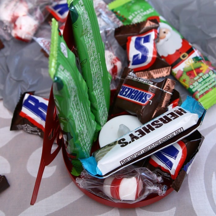 how to make Dollar Tree Gift treats for nursing home patients or staff and gifts for friends and neighbors (5)