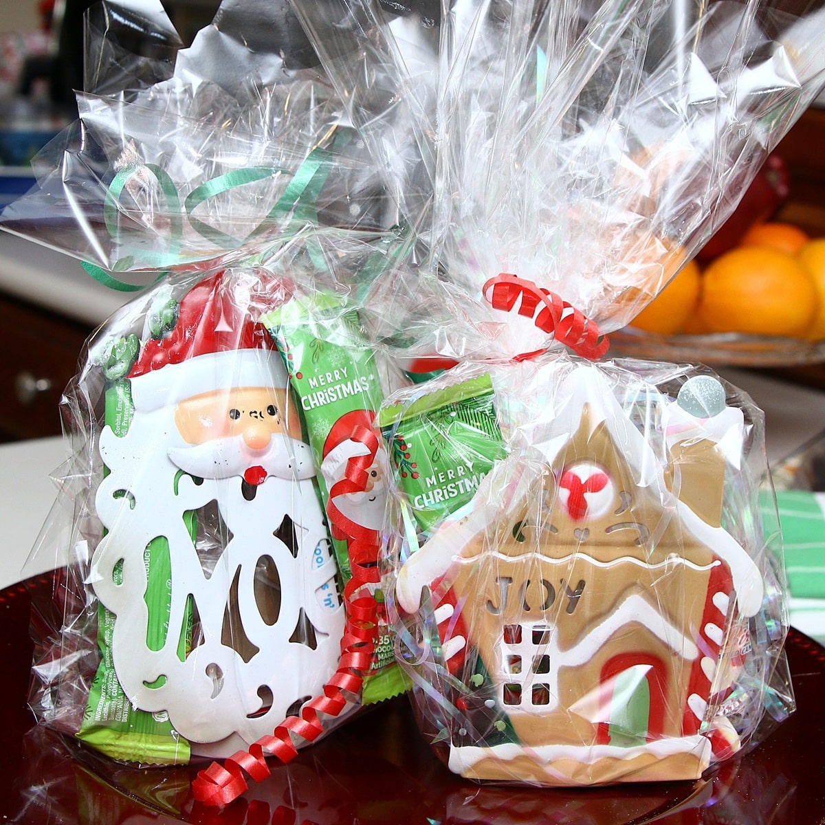 how to make Dollar Tree gift bags for less than $5.