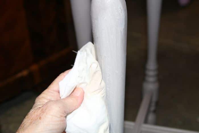 how to paint and whitewash furniture (20)