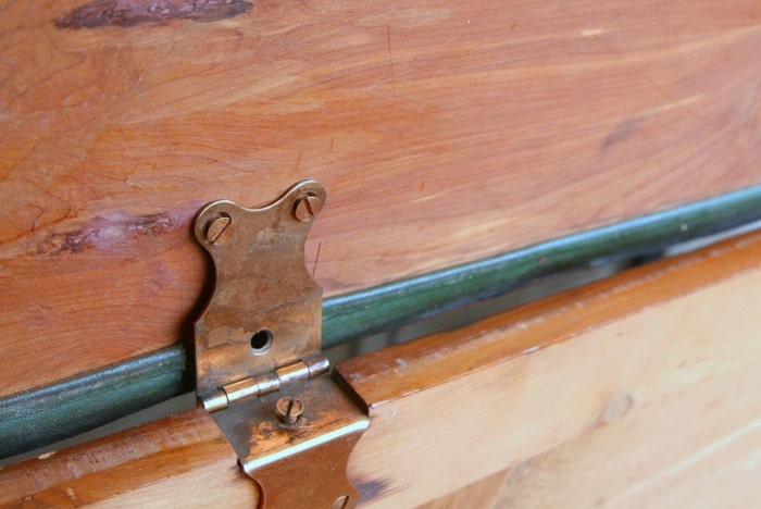 how to make minor repairs on furniture (2)