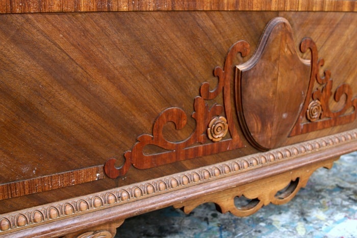 how to refresh the stain on a vintage cedar chest (2)