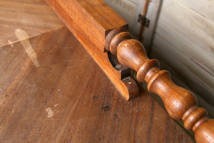 how to refresh the stain on a vintage cedar chest (3)