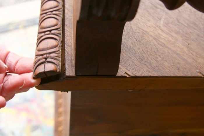 how to refresh the stain on a vintage cedar chest (4)