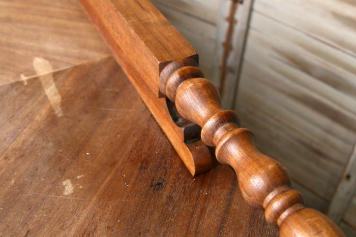 how to refresh the stain on a vintage cedar chest (9)