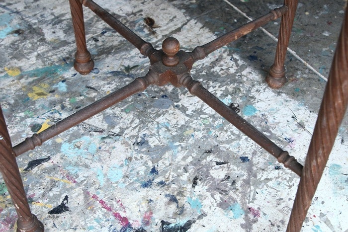 old table with chipped veneer and scratches to repair (5)