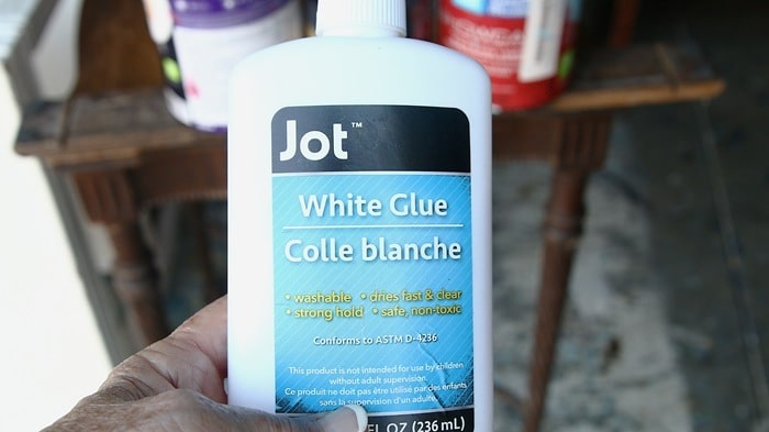 use glue to repair furniture