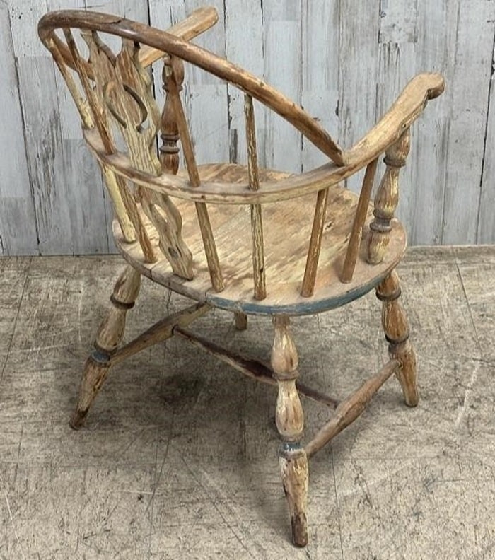 childs shabby chair from the auction