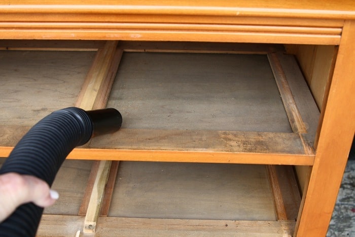 how to clean and repair furniture before painting it (8)