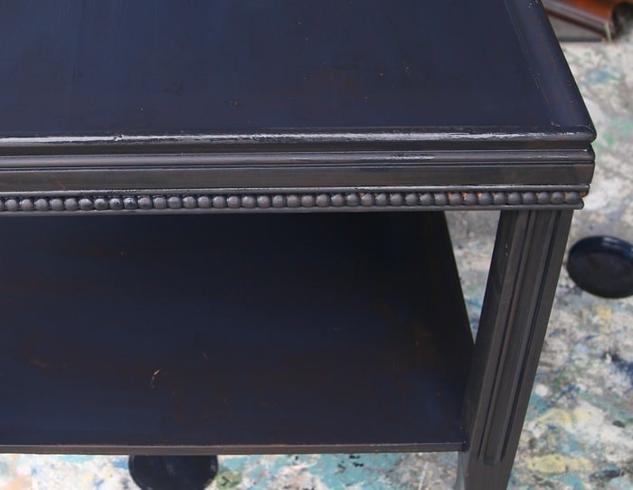 how to paint and distress small tables with black paint (3)