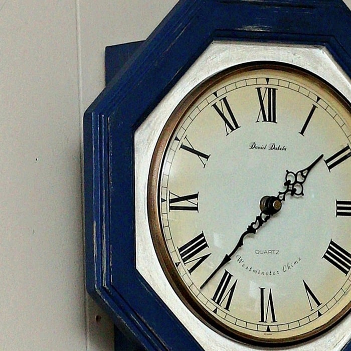 how to distress a painted clock
