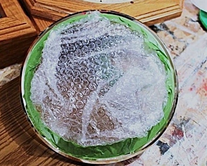 protect clear glass with painters tape