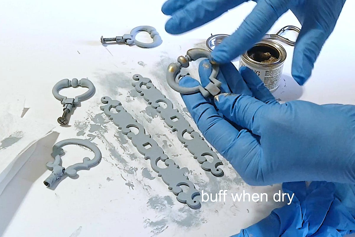 how to apply gilding wax to decor