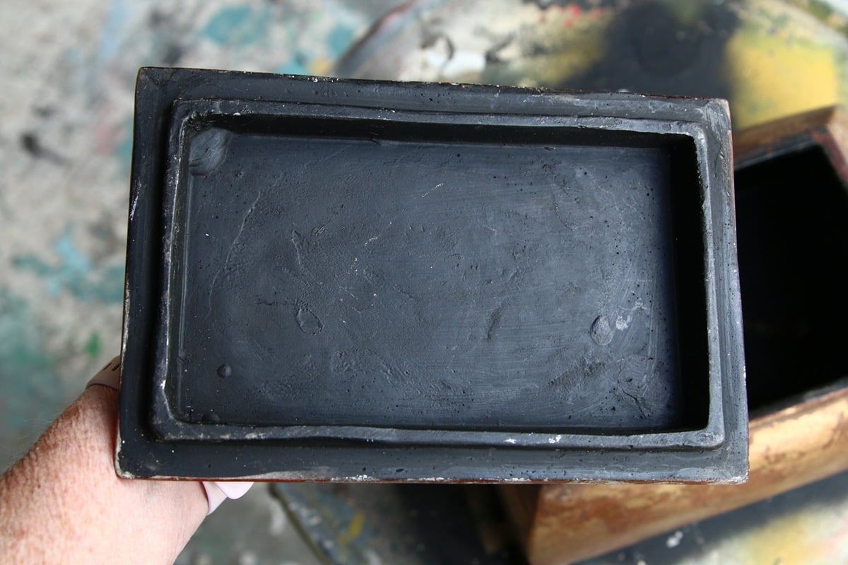 outdated trinket box is black inside (2)