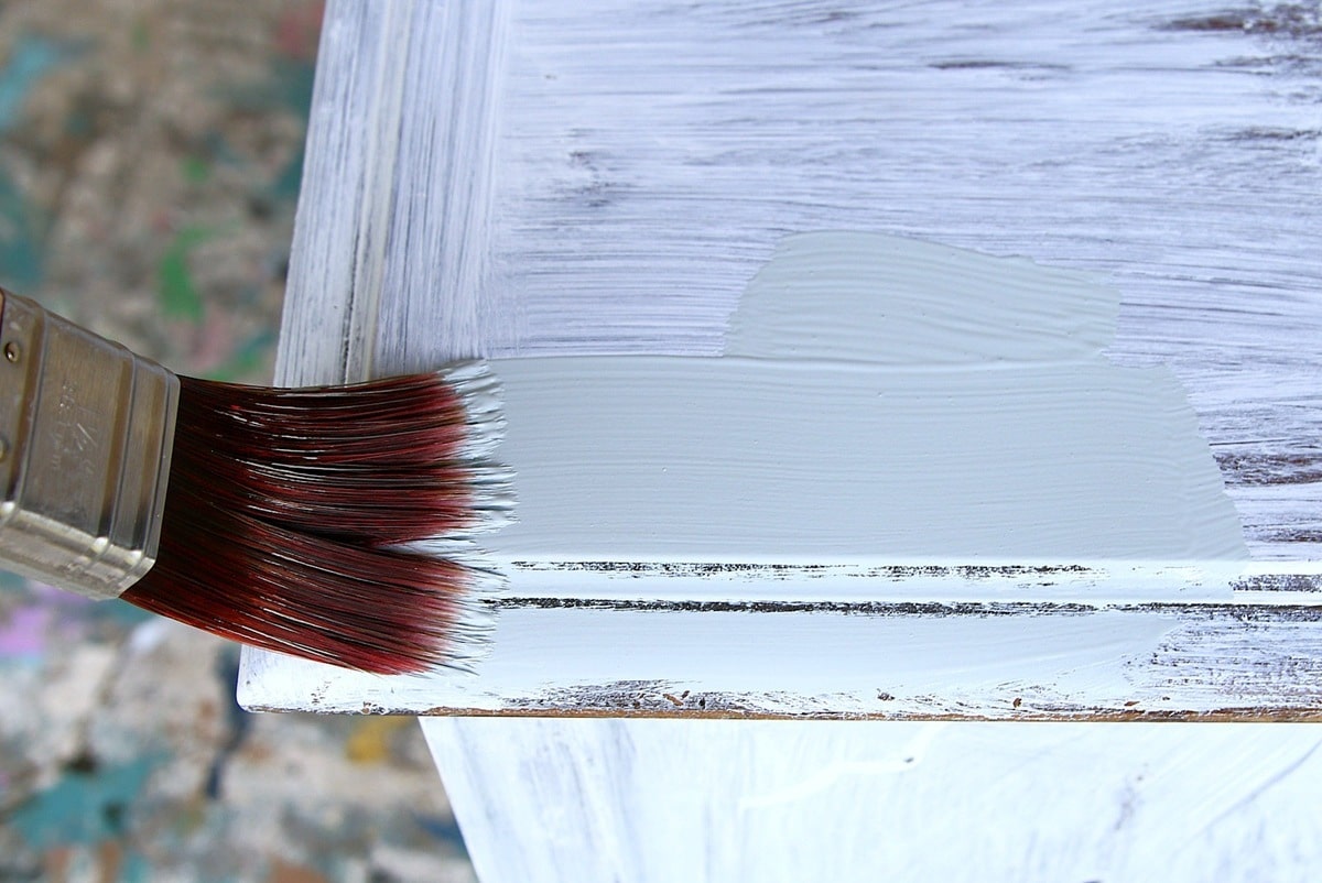 painting with Dixe Belle Chalk Mineral Paint color Savannah Mist 2