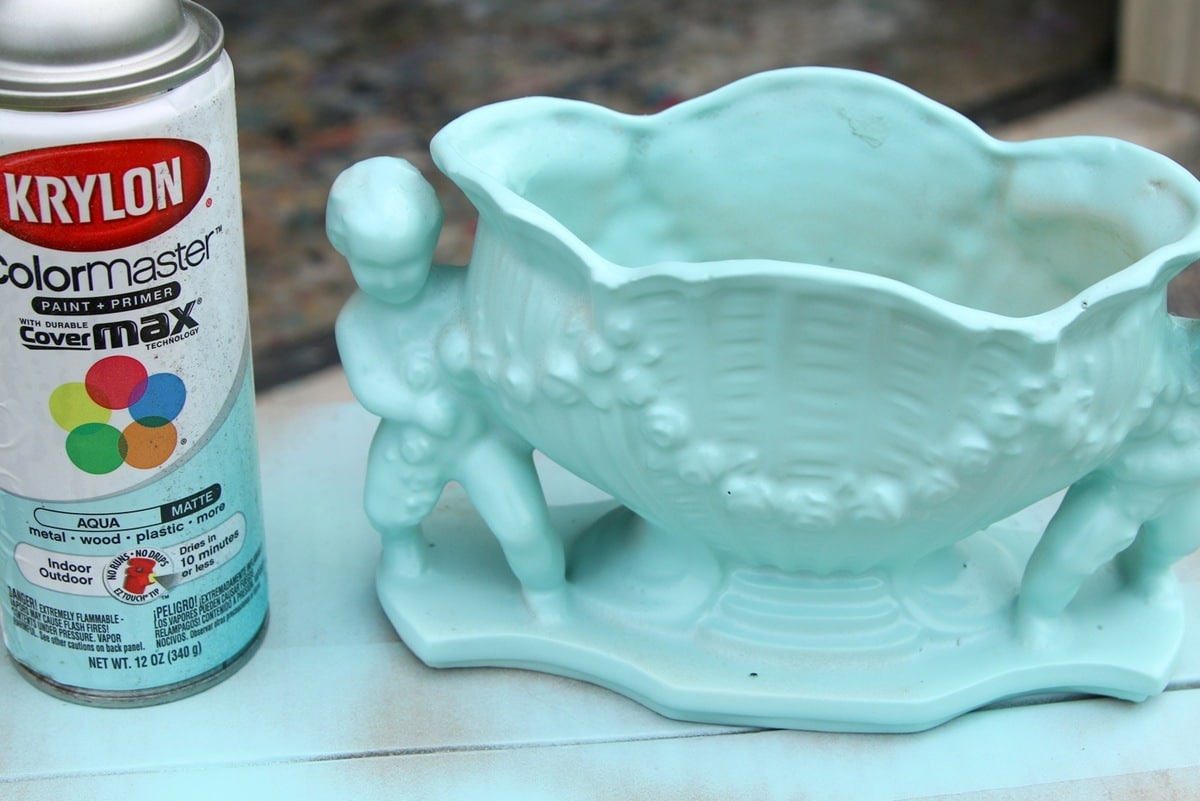 how to spray paint and dry brush a vintage planter (2)