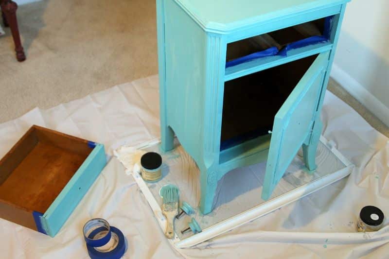 Dixie Belle Chalk Mineral Paint for furniture and the color is The Gulf