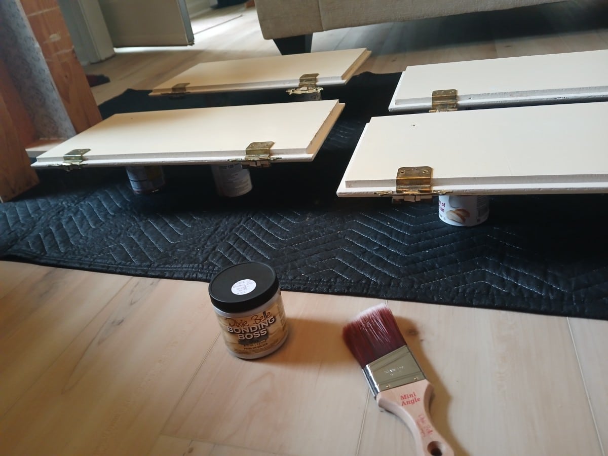 how to paint cabinet doors