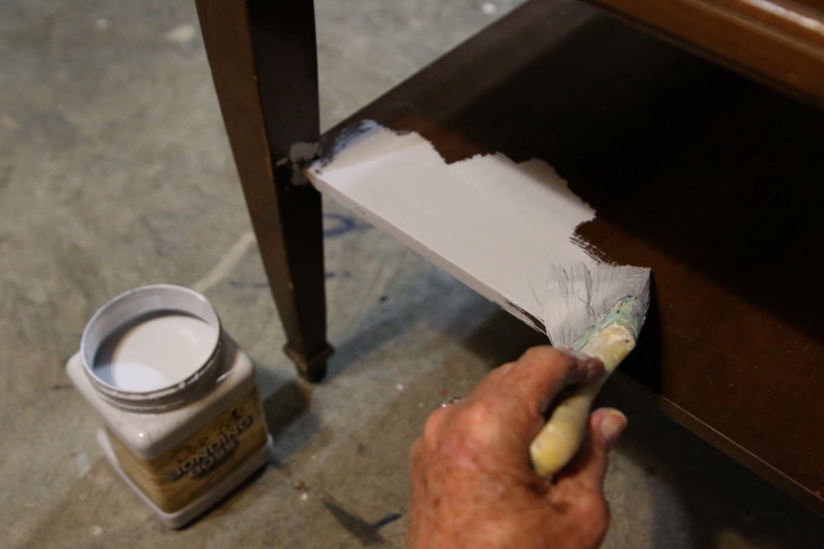 how to prime furniture (3) (Custom)