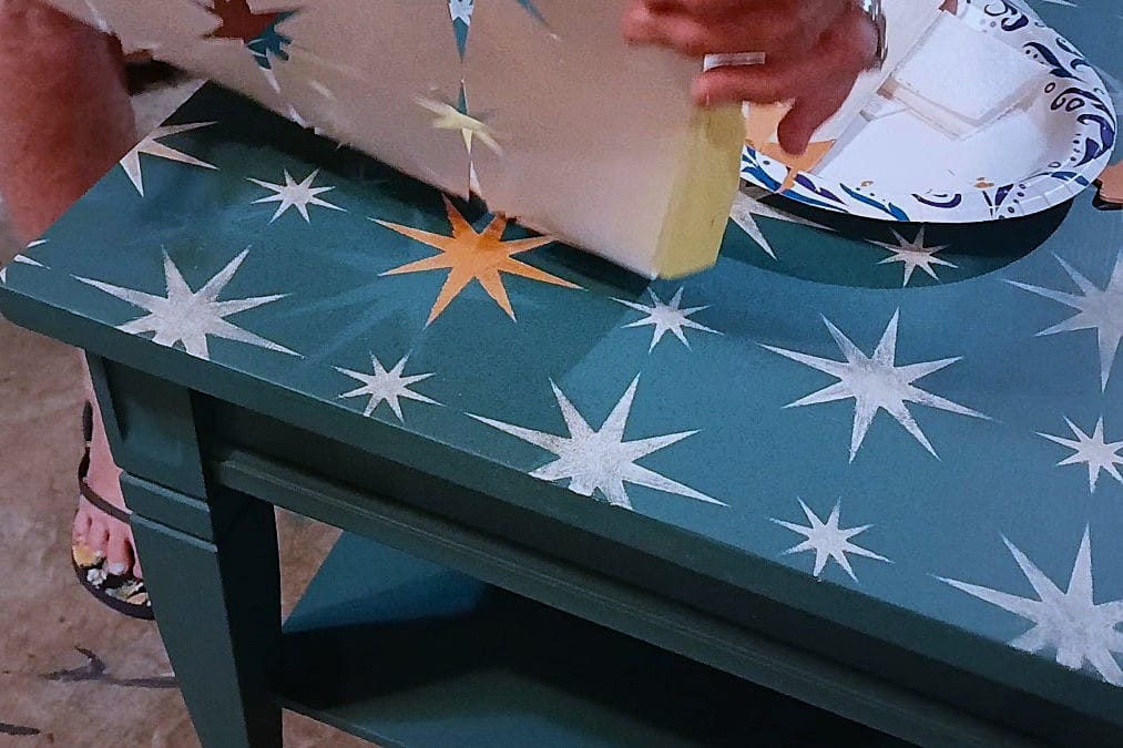 how to stencil furniture 2