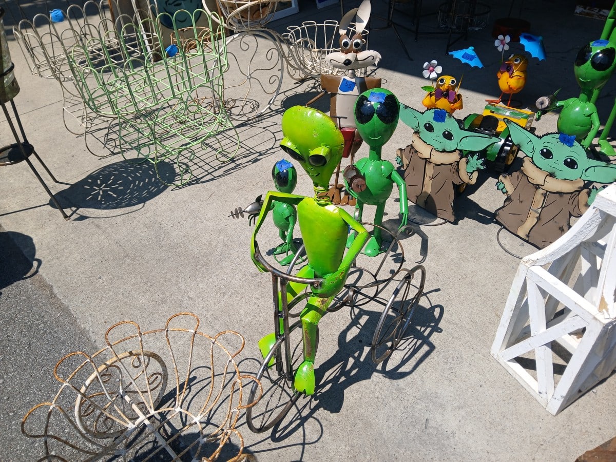 Nashville Flea Market shopping trip with Petticoat Junktion (27)