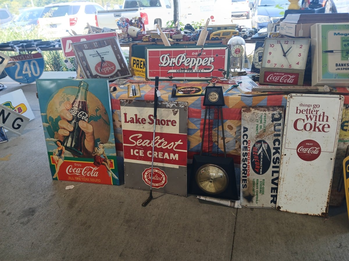 Nashville Flea Market shopping trip with Petticoat Junktion (34)