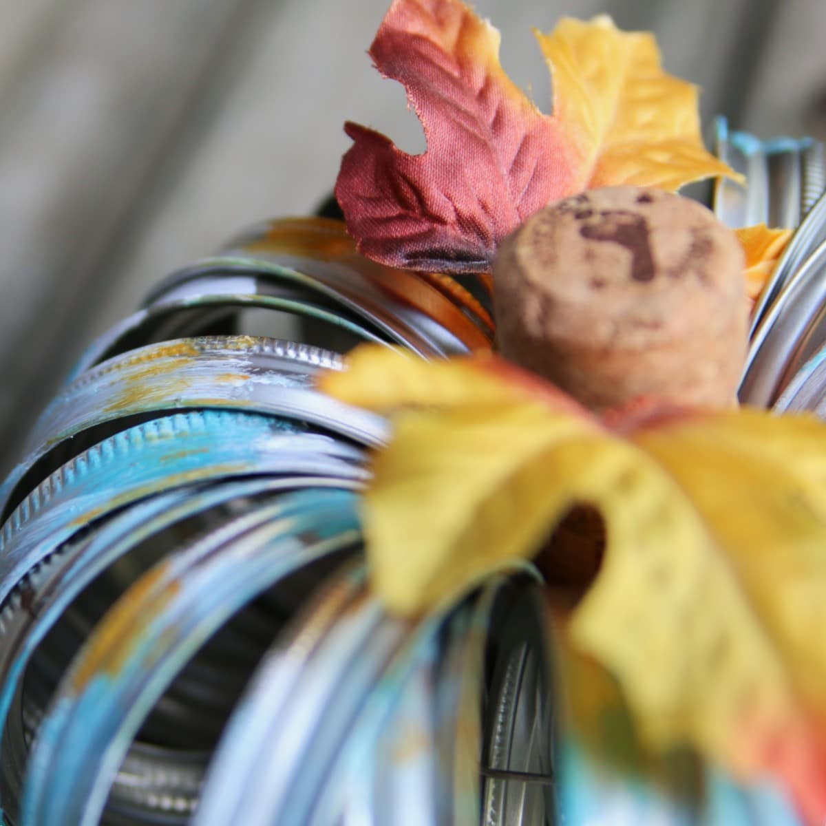 how to make faux pumpkin fall decor with canning jar rings 