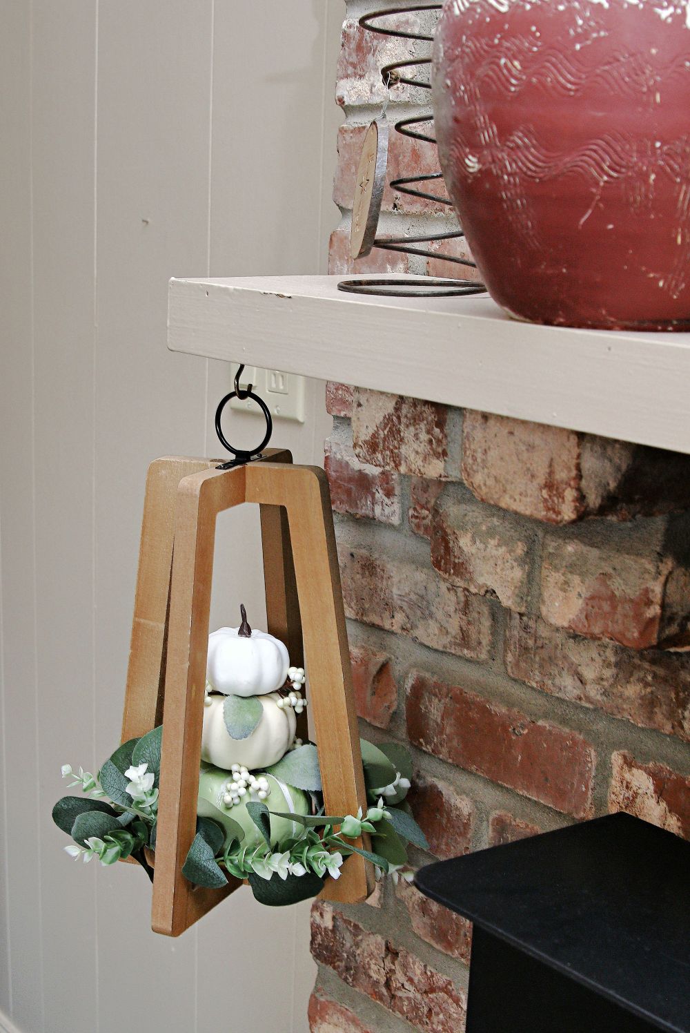 how to upcycle and reuse a candle holder and wreath for Fall decor