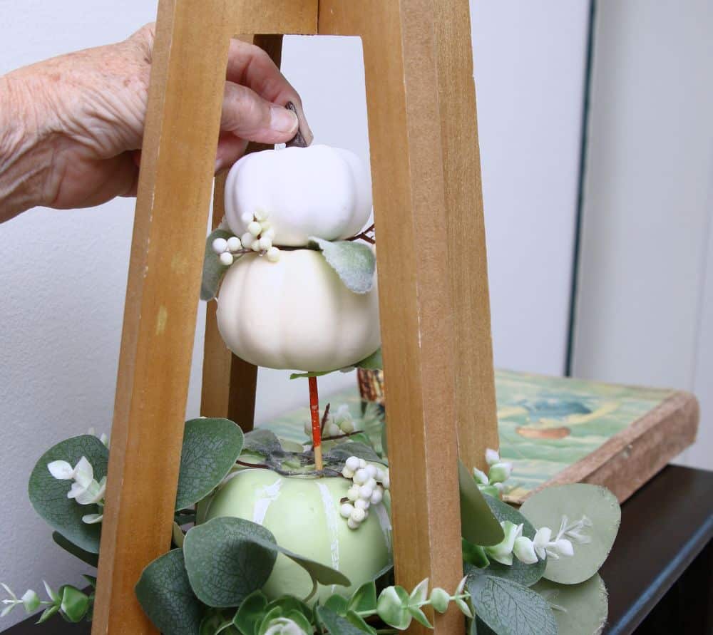 thrifty pumpkin decor for fall